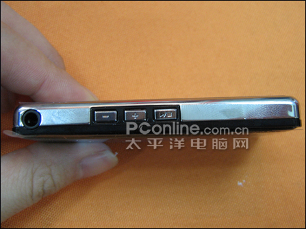 爱国者F585侧面