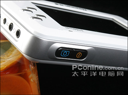 纽曼M8000