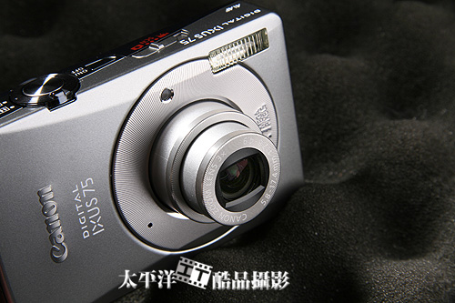 佳能IXUS75机身图