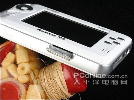 纽曼M8000
