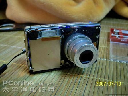柯达V550拆解更换电池