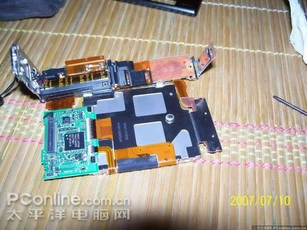 柯达V550拆解更换电池