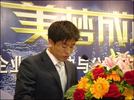 支持公益事业 纽曼出席《美梦成真》