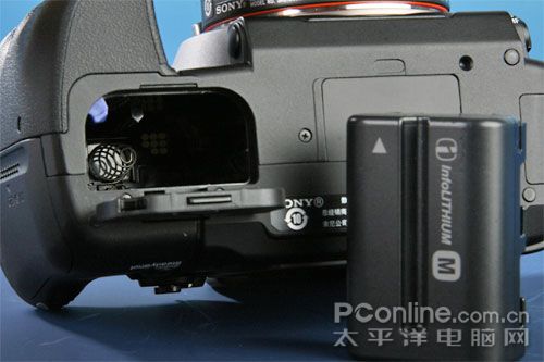 索尼A700中端数码单反图片