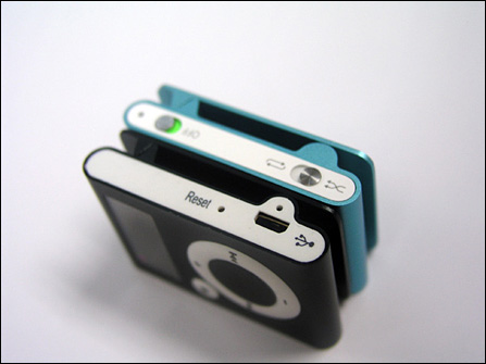 蓝魔miniQ与iPod shuffle对比评测