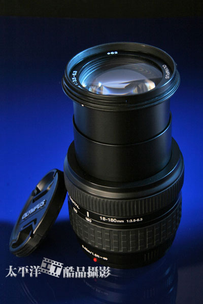 奥林巴斯ZD ED 18-180mm镜头