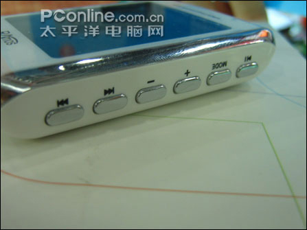 蓝魔 RM200