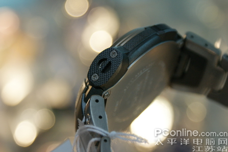 CASIO 登山超薄轻巧钛金属 PRG-110T-