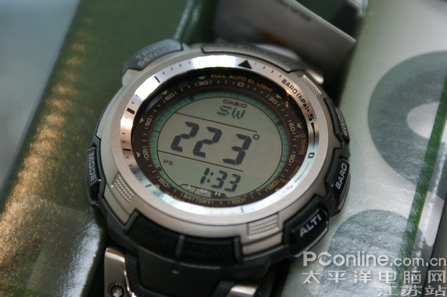 CASIO 登山超薄轻巧钛金属 PRG-110T-