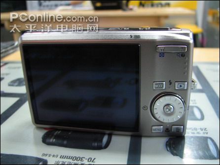 江南体育阳刚男人专用机! 尼康S700狂跌到1750(图2)