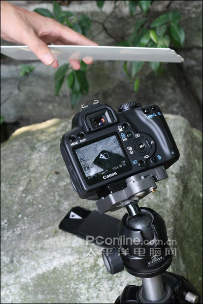 1000D