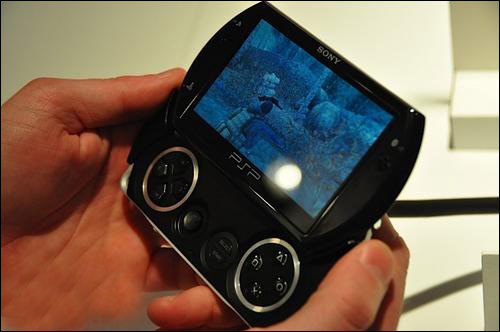 PSPgo;PSP3000