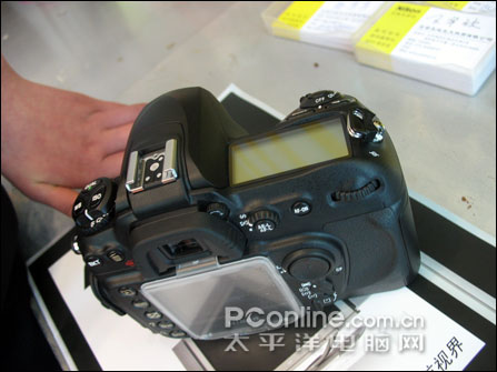 尼康D200