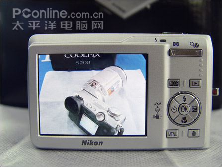 尼康s200