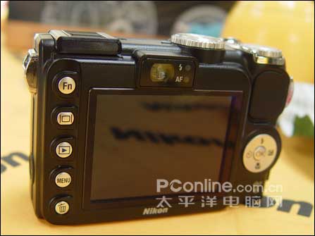 尼康P5000