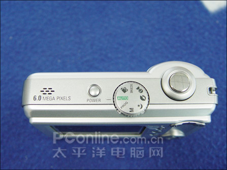 三星S600的顶部按键