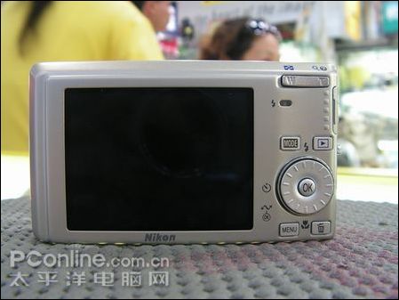 nikon S500