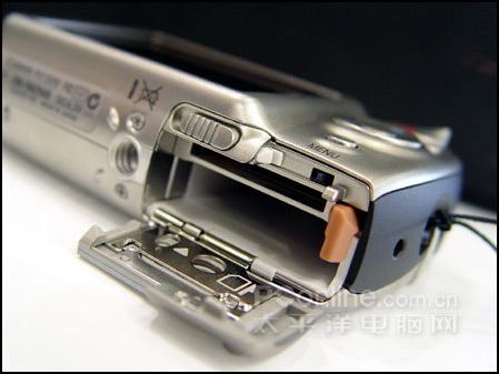 佳能 IXUS 900 Ti(SD900)