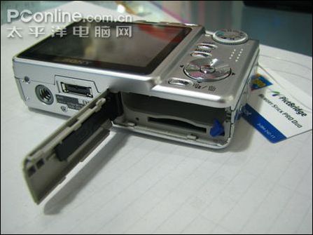 索尼 W55