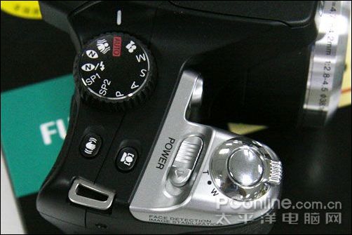 富士 S8000fd