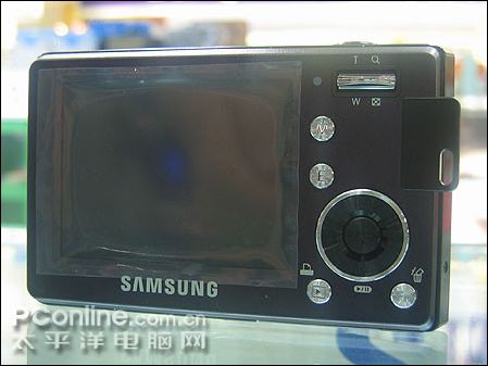 三星L83T使用1/2.5英寸800万有效像素CC