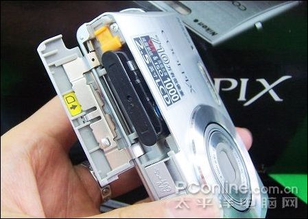 东芝1G SD卡 2.0 USB读卡器 尼康包 品