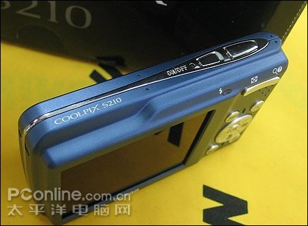 尼康S210顶部