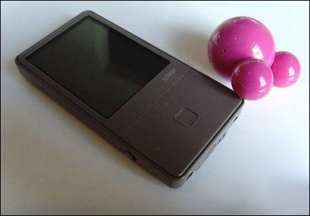 iriver E100