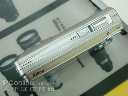 尼康S600
