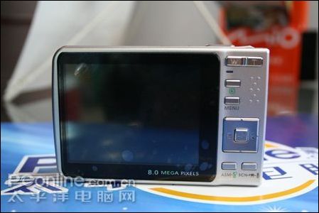 具有3.0的超大LCD显示器
