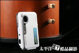 三星 i8