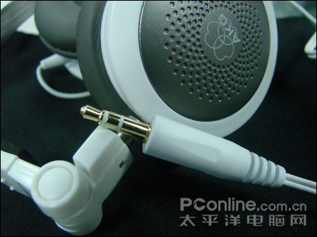 AKG K416P