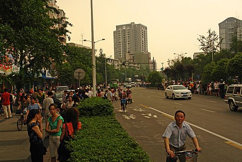 地震中的成都(图4)