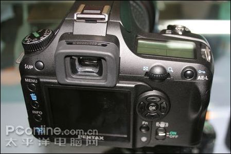 宾得 K100D