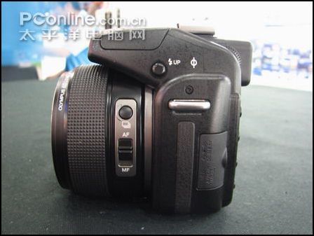 奥林巴斯 SP-570UZ