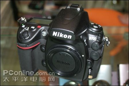 尼康D700
