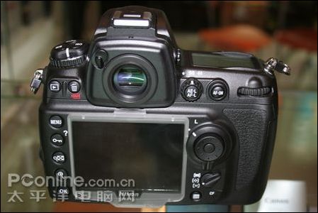 尼康D700