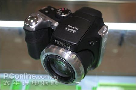富士 S8000fd