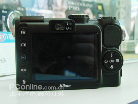 尼康P5100