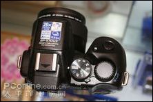 奥林巴斯 SP-570UZ