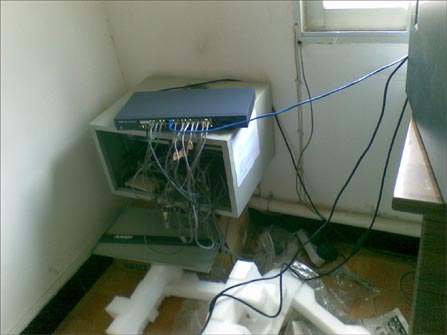 标准化 中小企业机房实施方案