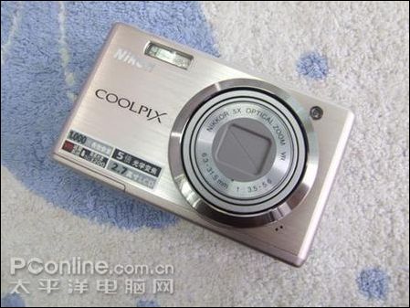 尼康 S560