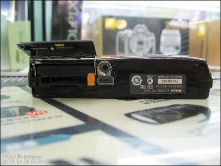 尼康S60