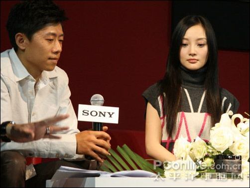 索尼T500发布会明星嘉宾李小璐、夏雨