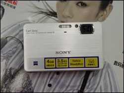 索尼T700