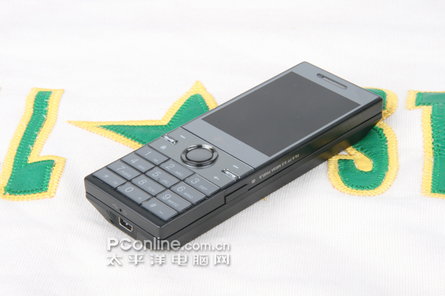 HTCS740