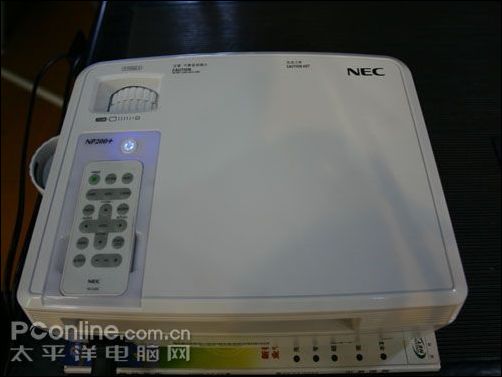 NEC NP200+