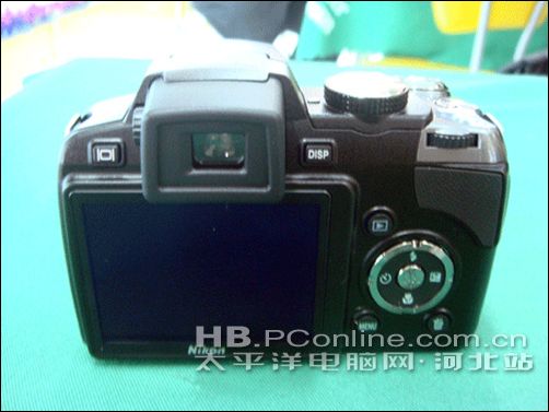 尼康P80
