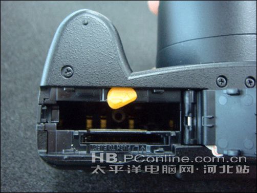 尼康P80