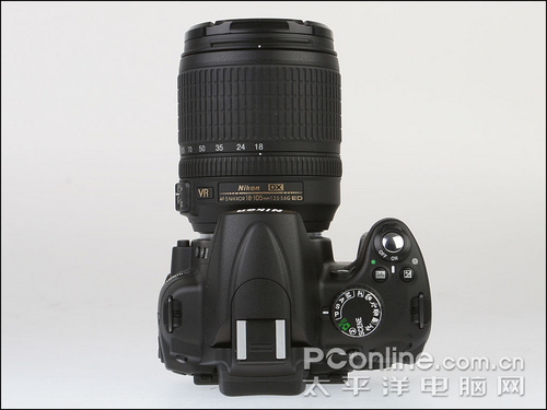 尼康D5000套机(18-55,70-300mm)